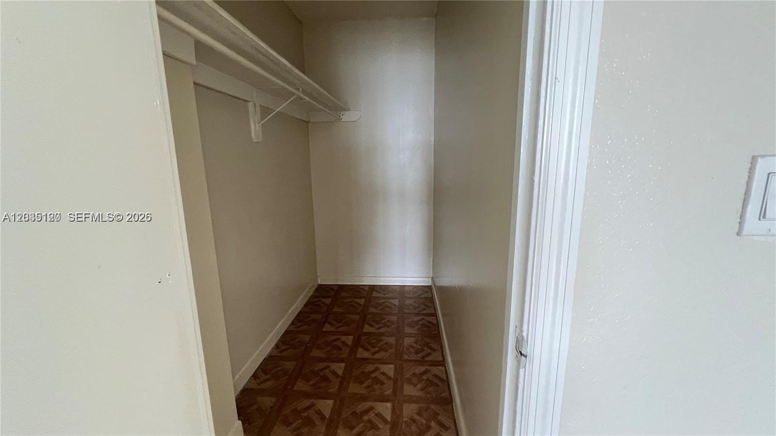 486 NW 165th St Road B-606, Miami, FL 33169 photo 15