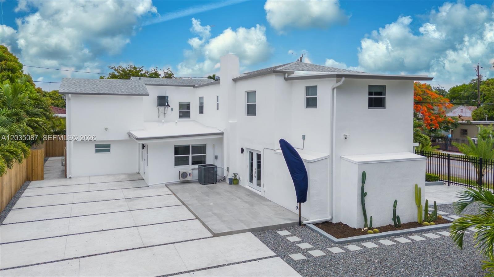 590 SW 23rd Avenue, Miami, FL 33135, Miami