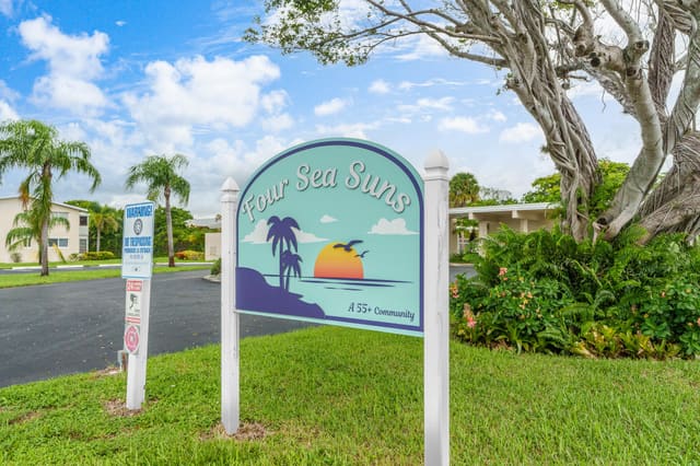 410 NE 17th Avenue 101, Boynton Beach, FL 33435