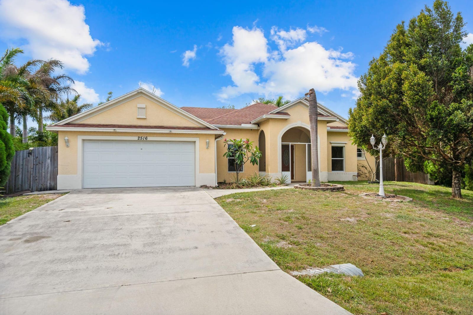2516 SW Abelard Street — photo 4