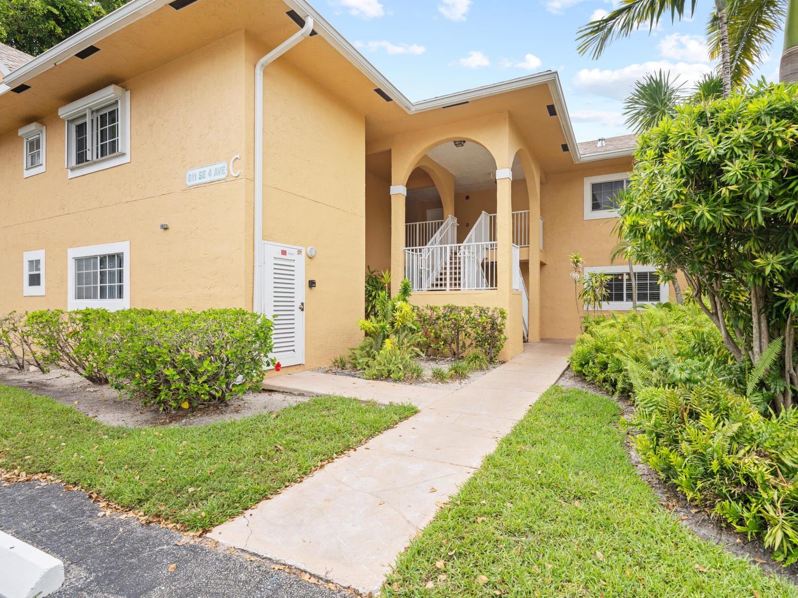 811 SE 4th Avenue C103, Dania Beach, FL 33004 photo 3
