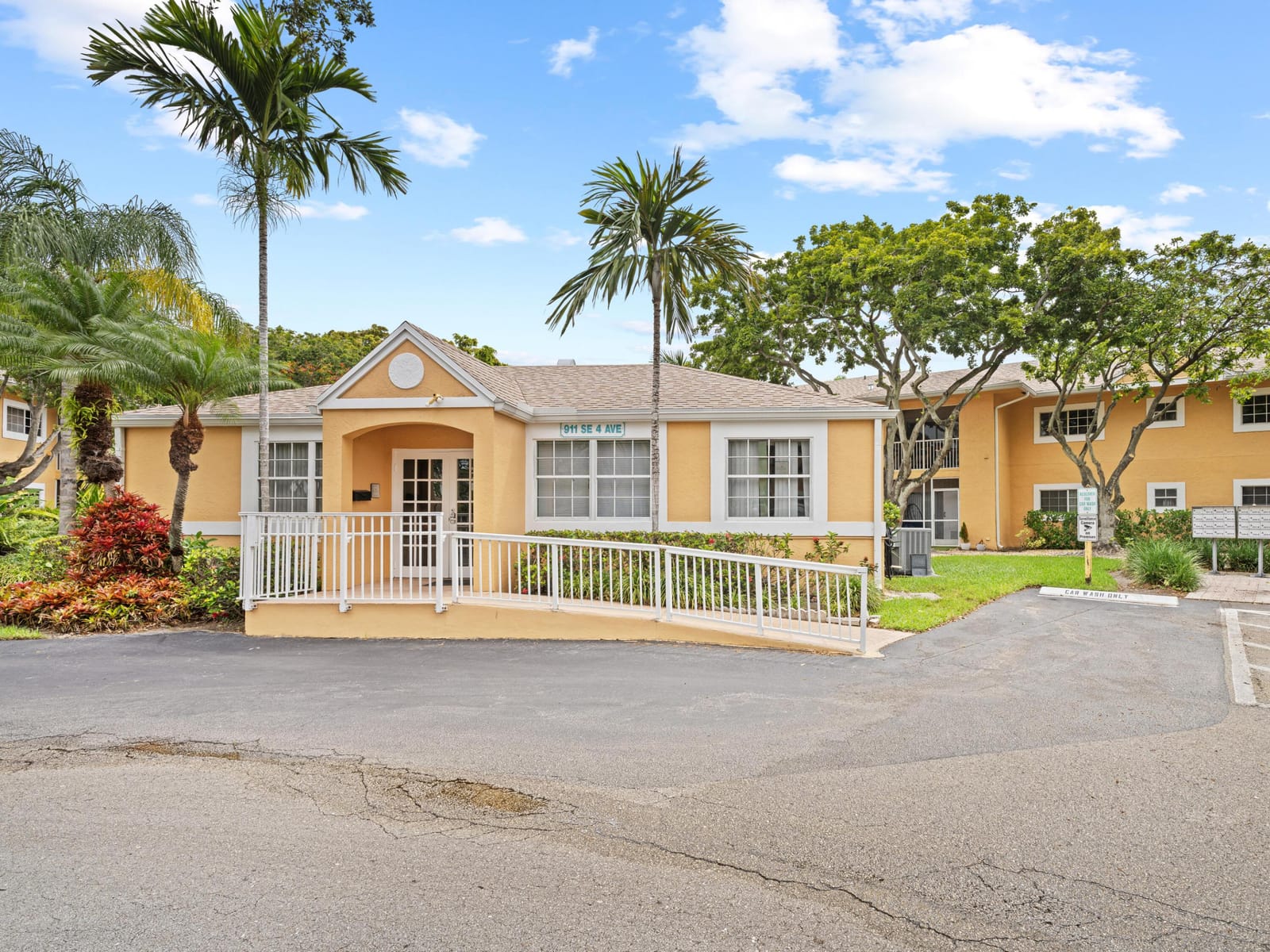 811 SE 4th Avenue C103, Dania Beach, FL 33004 photo 22