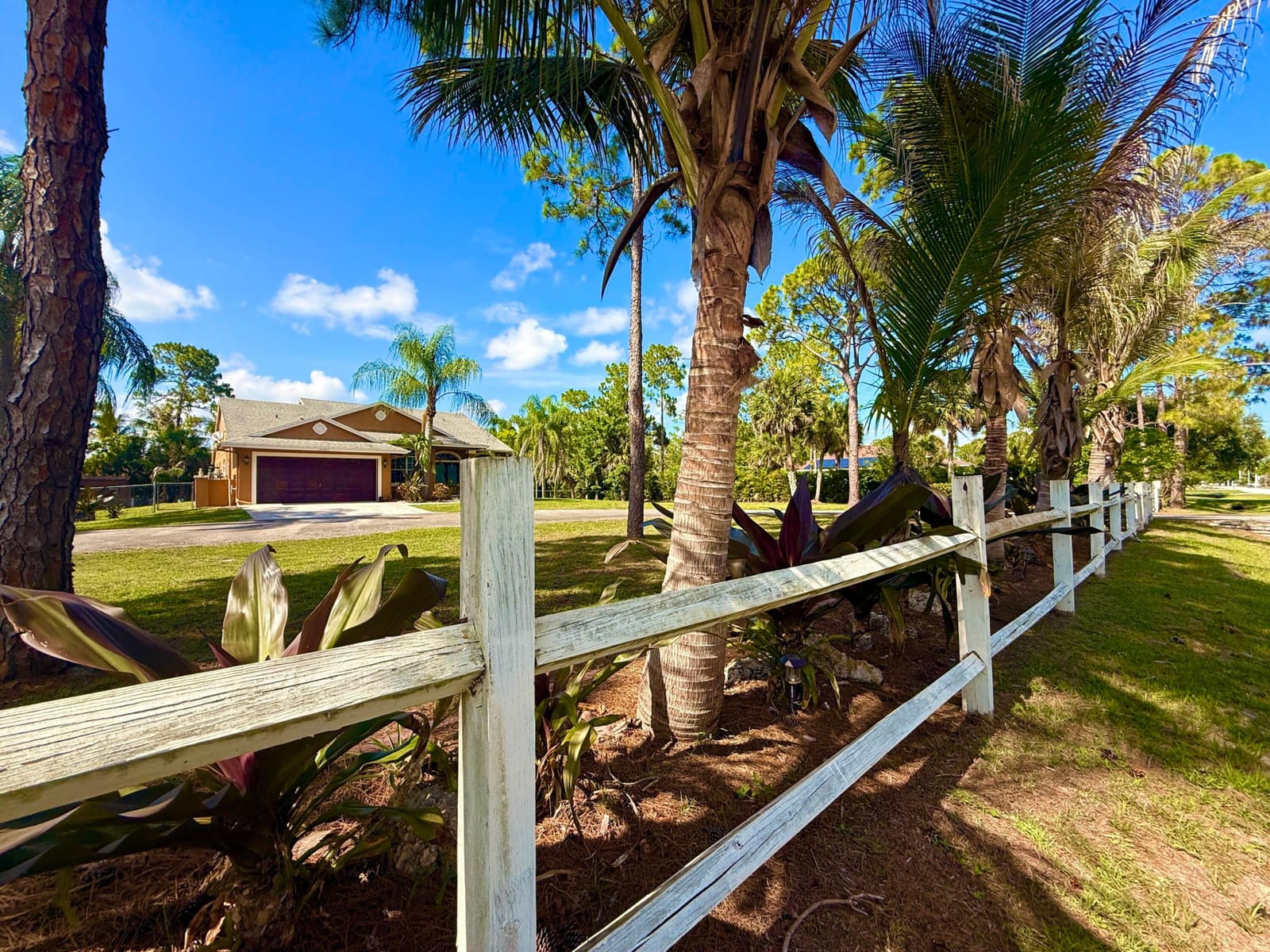 14703 N 71st Pl Place N, The Acreage, FL 33470 photo 11