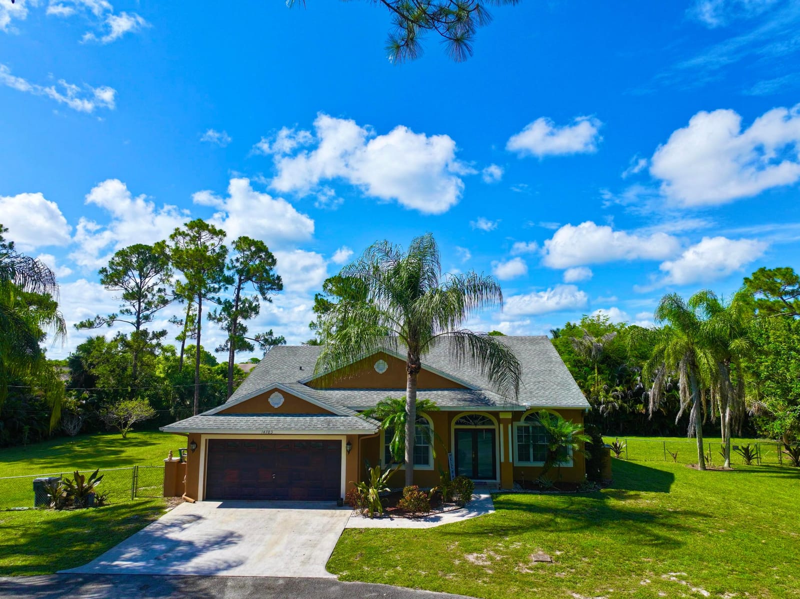 14703 N 71st Pl Place N, The Acreage, FL 33470 photo 3