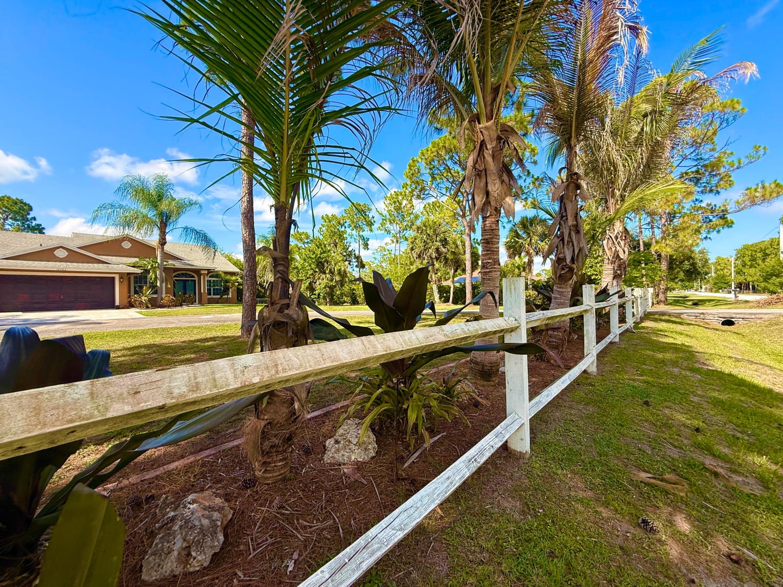 14703 N 71st Pl Place N, The Acreage, FL 33470 photo 9