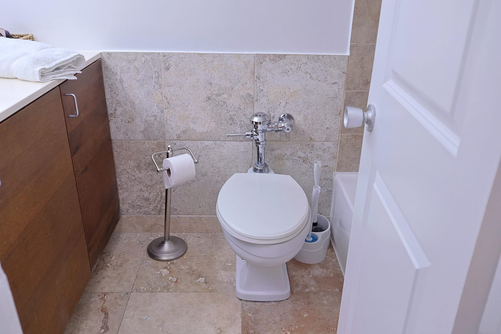 26 Diplomat Parkway 2280, Hallandale, FL 33009 photo 13