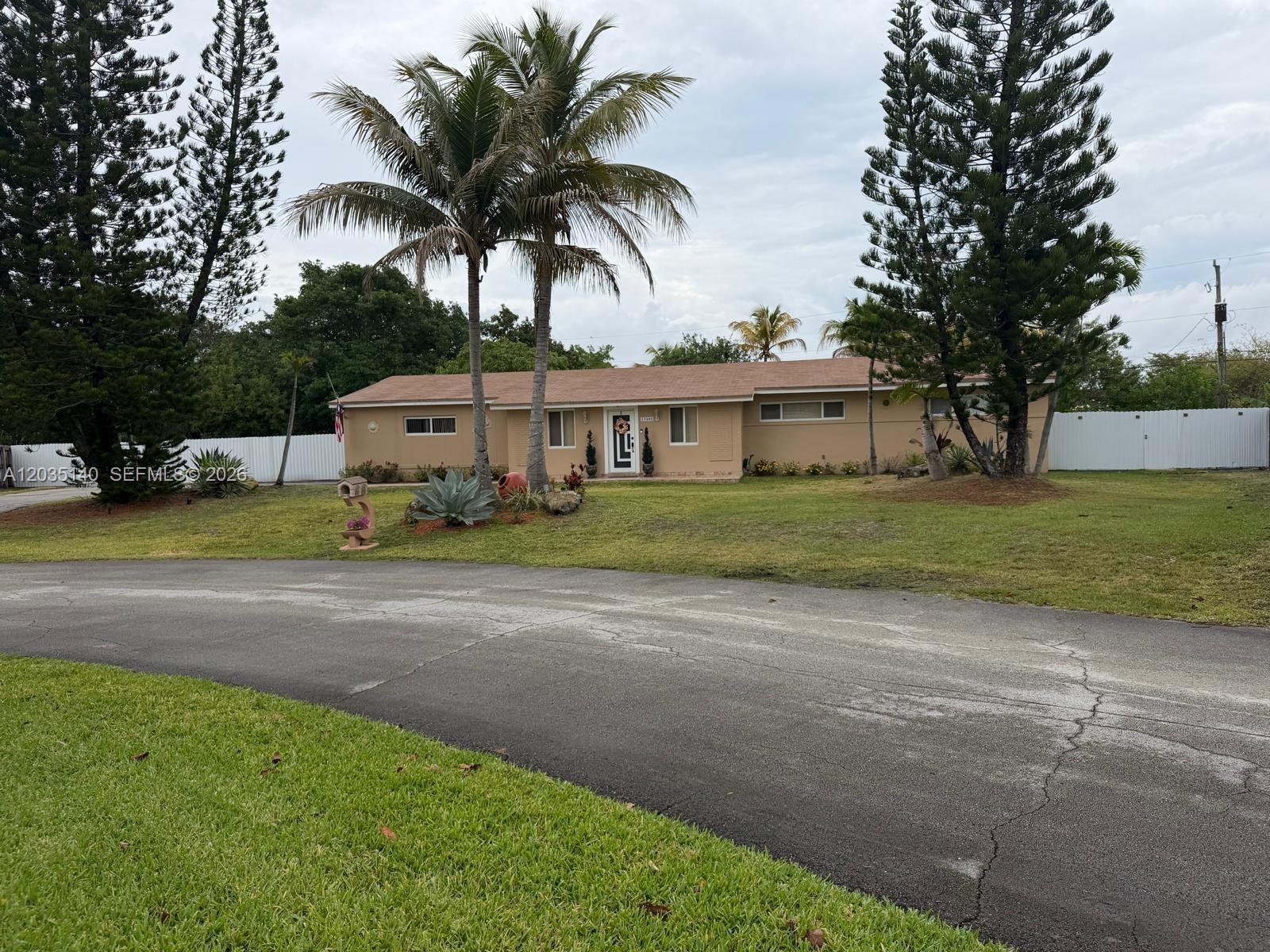 17405 SW 109th Court, Miami, FL 33157 photo 3