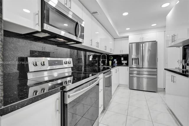 1849 S Ocean Drive 407, Plaza Towers South, Hallandale Beach, FL