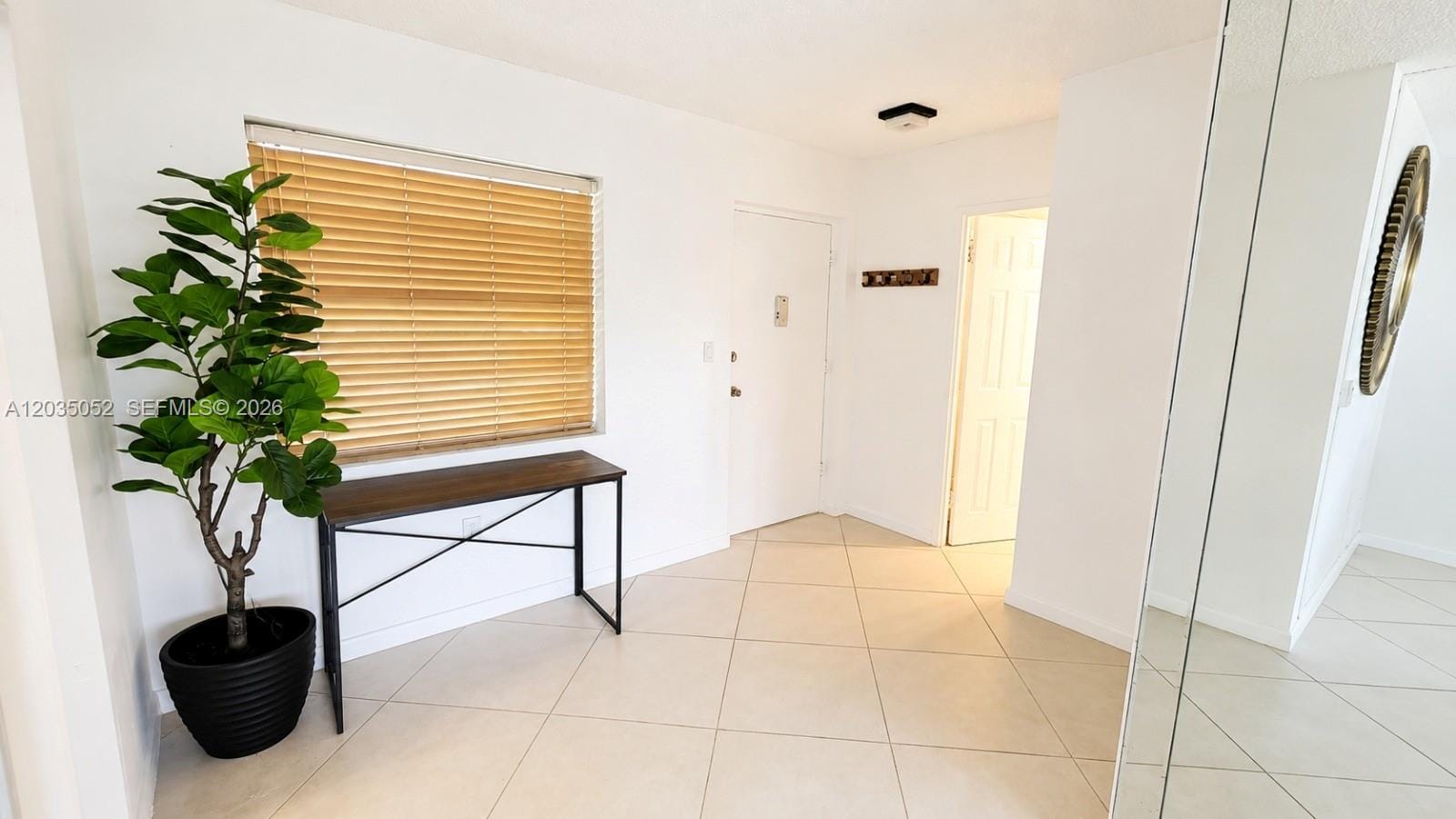 220 Kings Point Drive 105 — photo 6