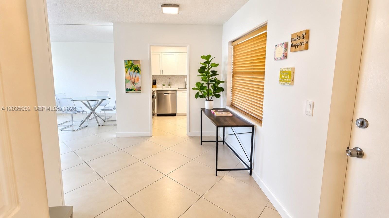 220 Kings Point Drive 105 — photo 7