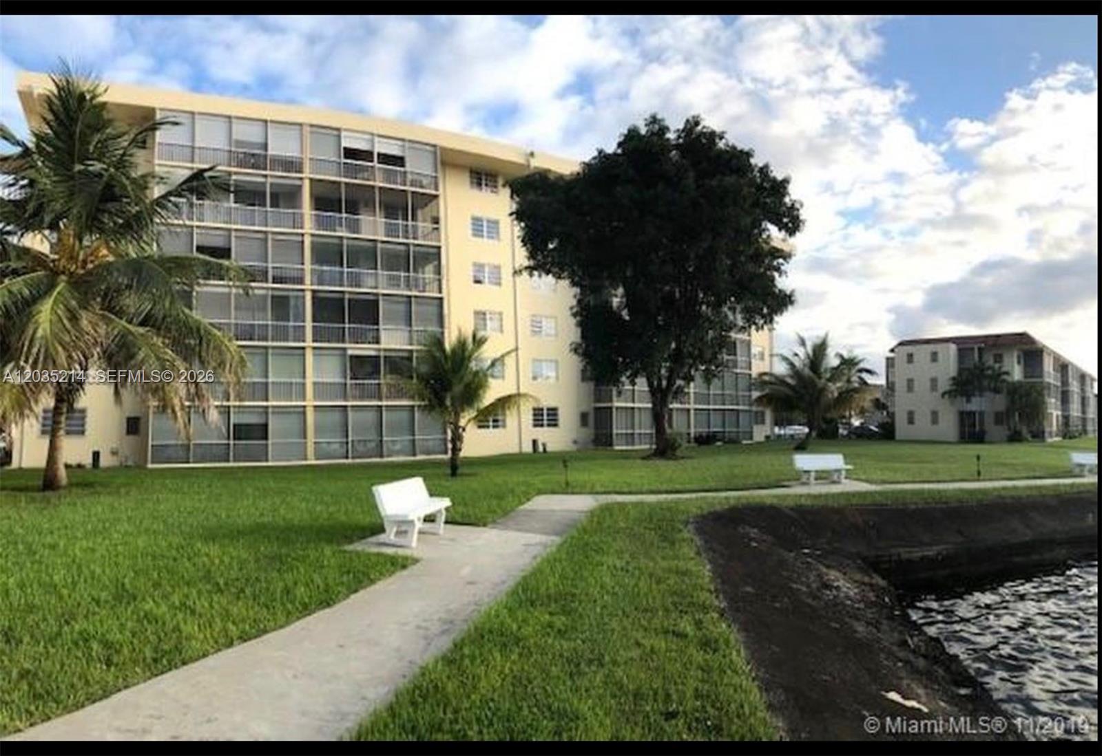 2999 Point East Drive C301, Aventura, FL 33160, Aventura