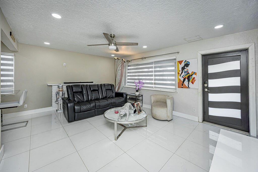 2333 Wabasso Drive, West Palm Beach, FL 33409 photo 16