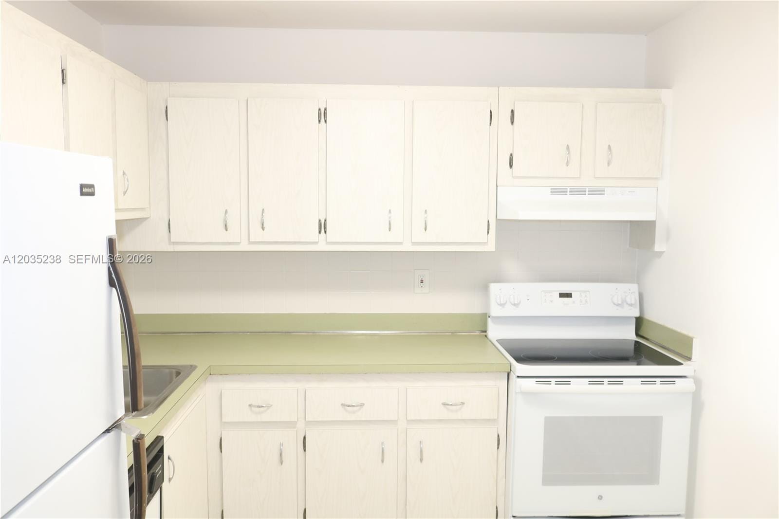 7800 Camino Real H-205 — photo 3