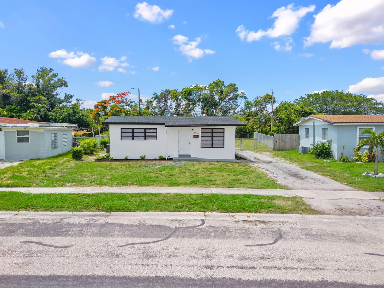 1326 8th Street, West Palm Beach, FL 33401 photo 2