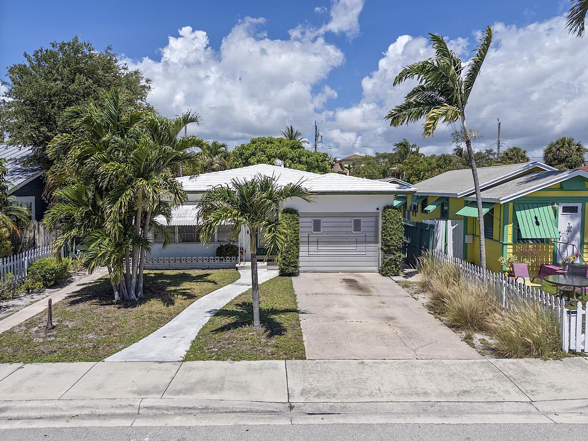 215 N M Street, Lake Worth Beach, FL 33460, Lake Worth Beach