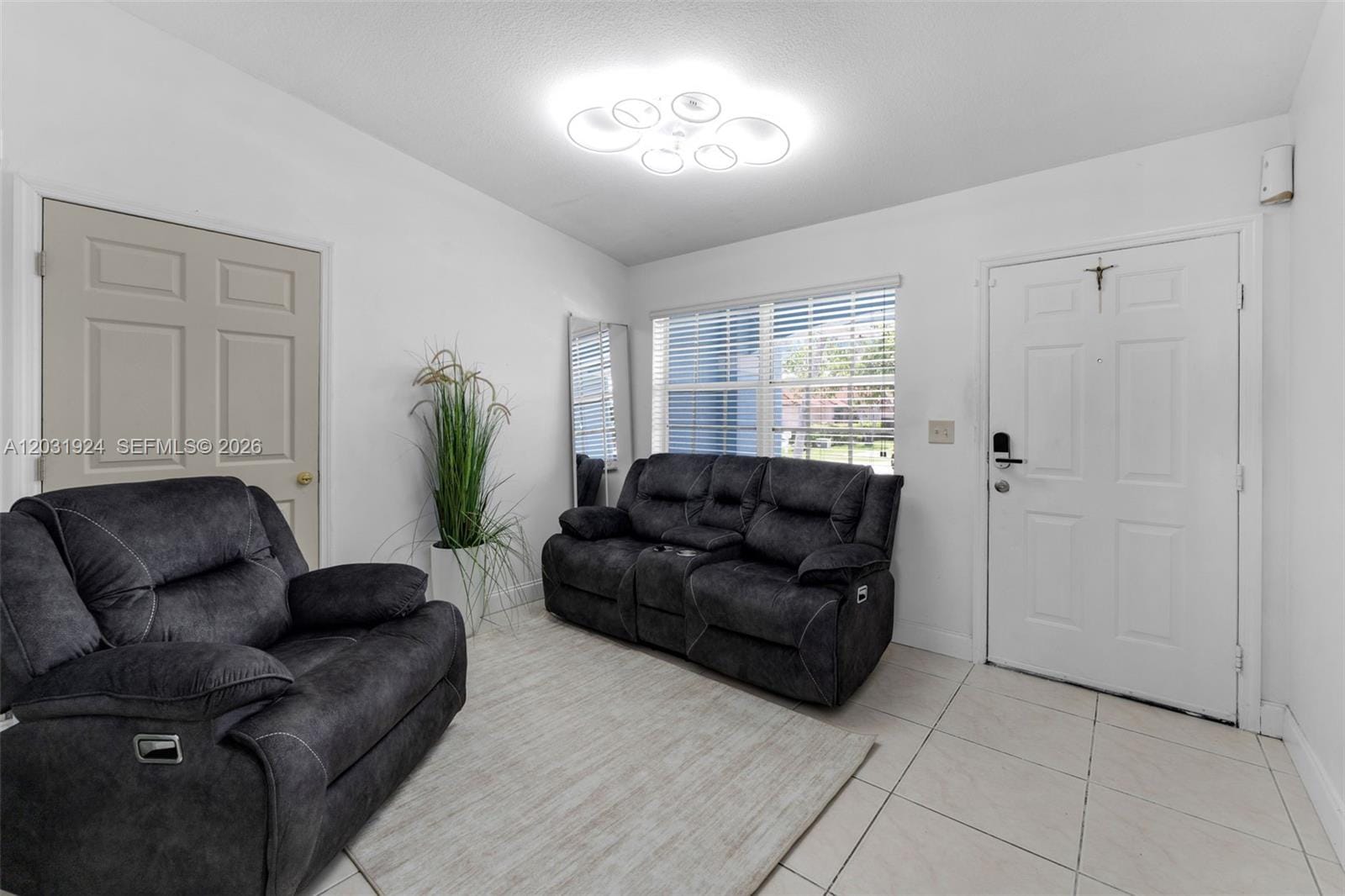14200 SW 147th Court, Miami, FL 33196 photo 5