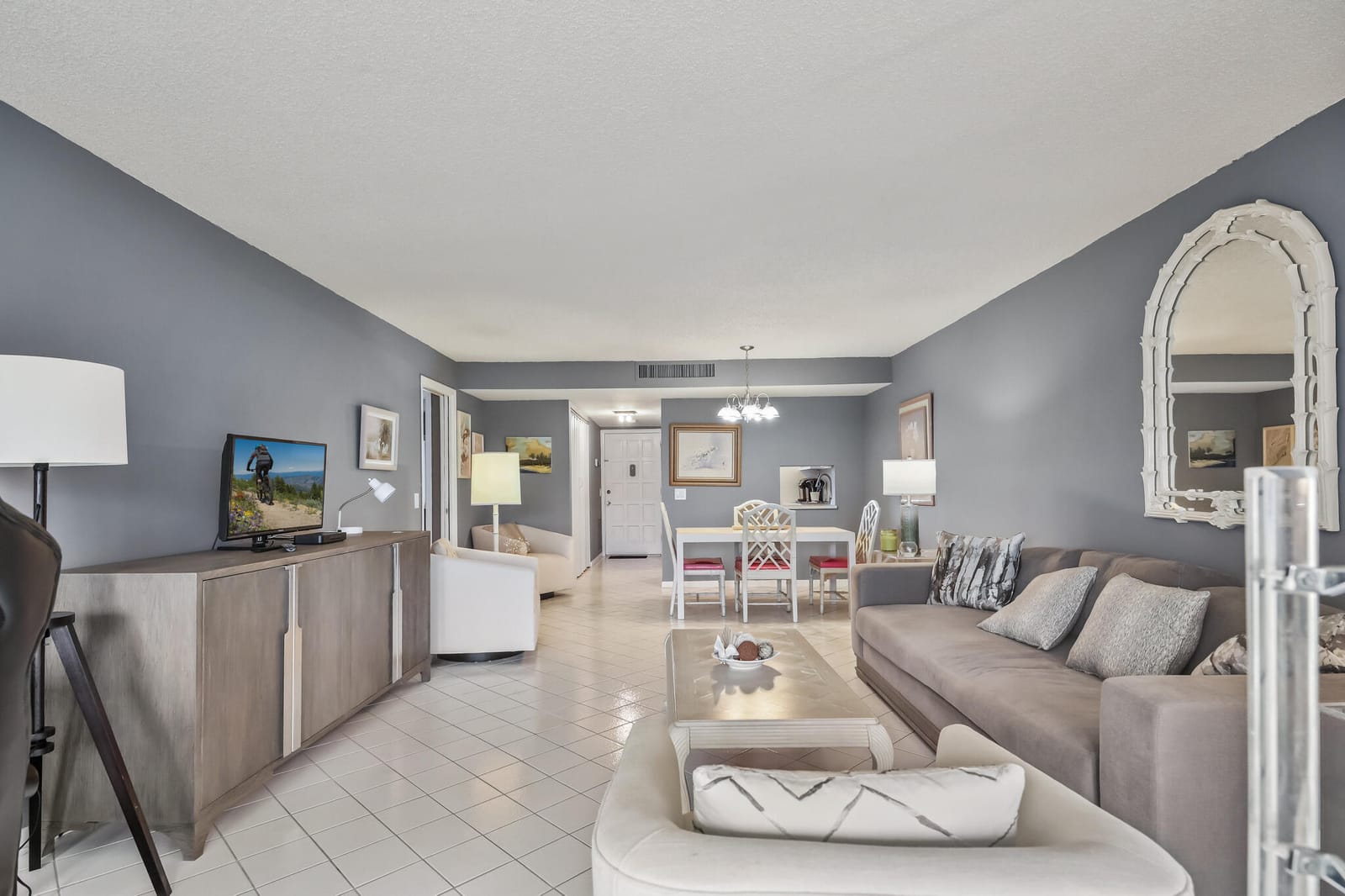 4260 Deste Court 205, Lake Worth, FL 33467 photo 7
