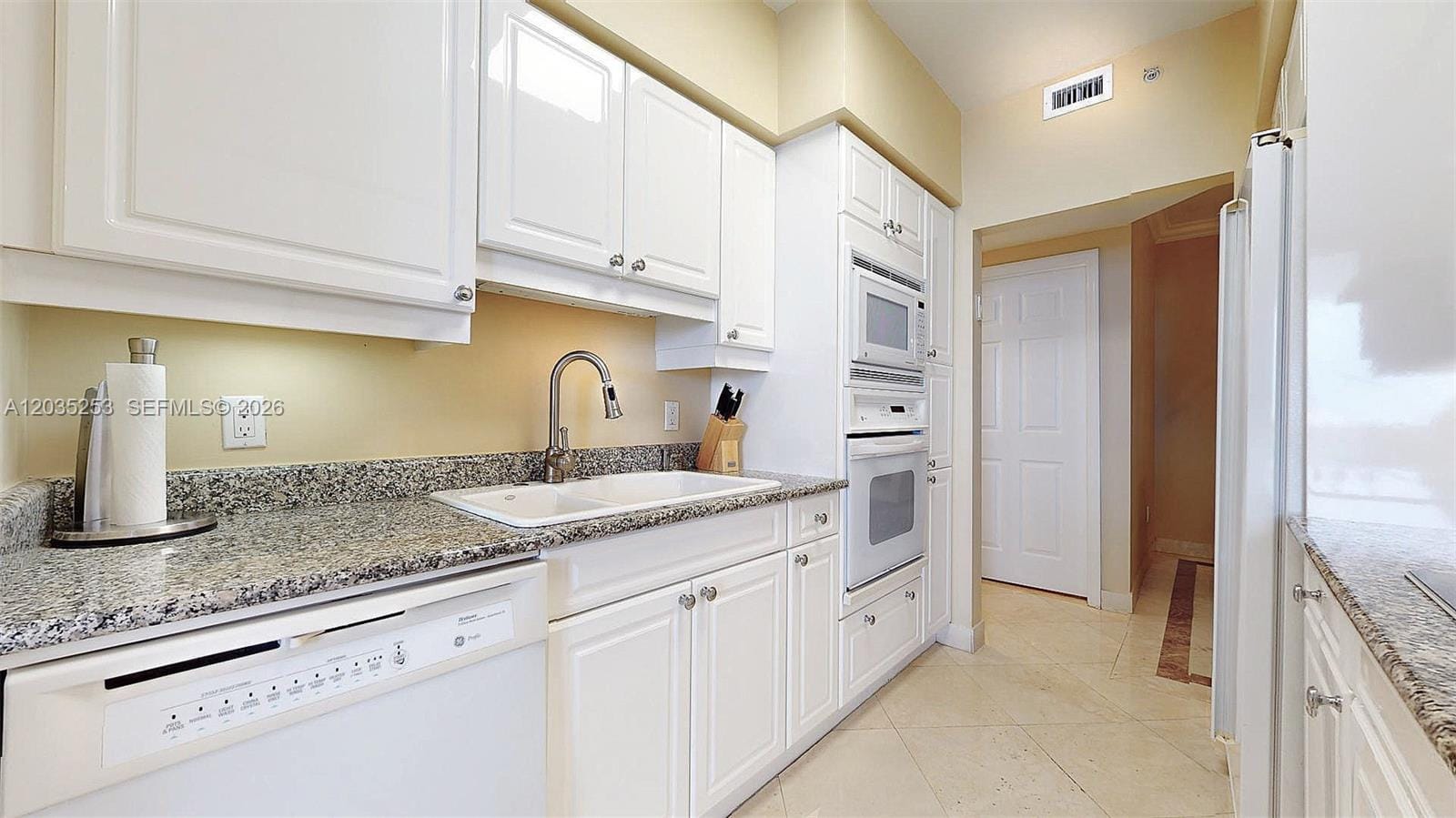 4779 Collins Avenue 2708, Miami Beach, FL 33140 photo 23