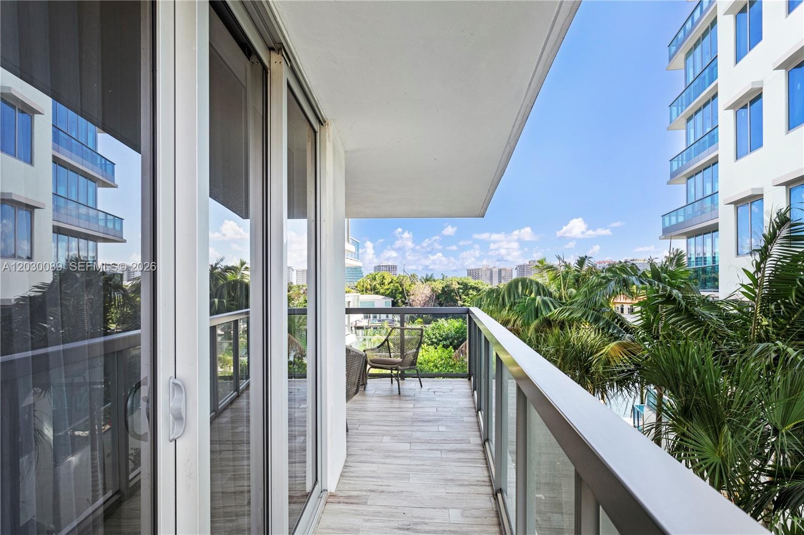 9261 E Bay Harbor Drive 407 — photo 7