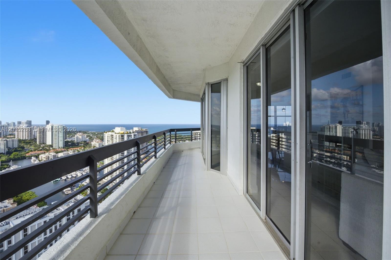 3500 Mystic Pointe Drive PH5, Aventura, FL 33180, Aventura