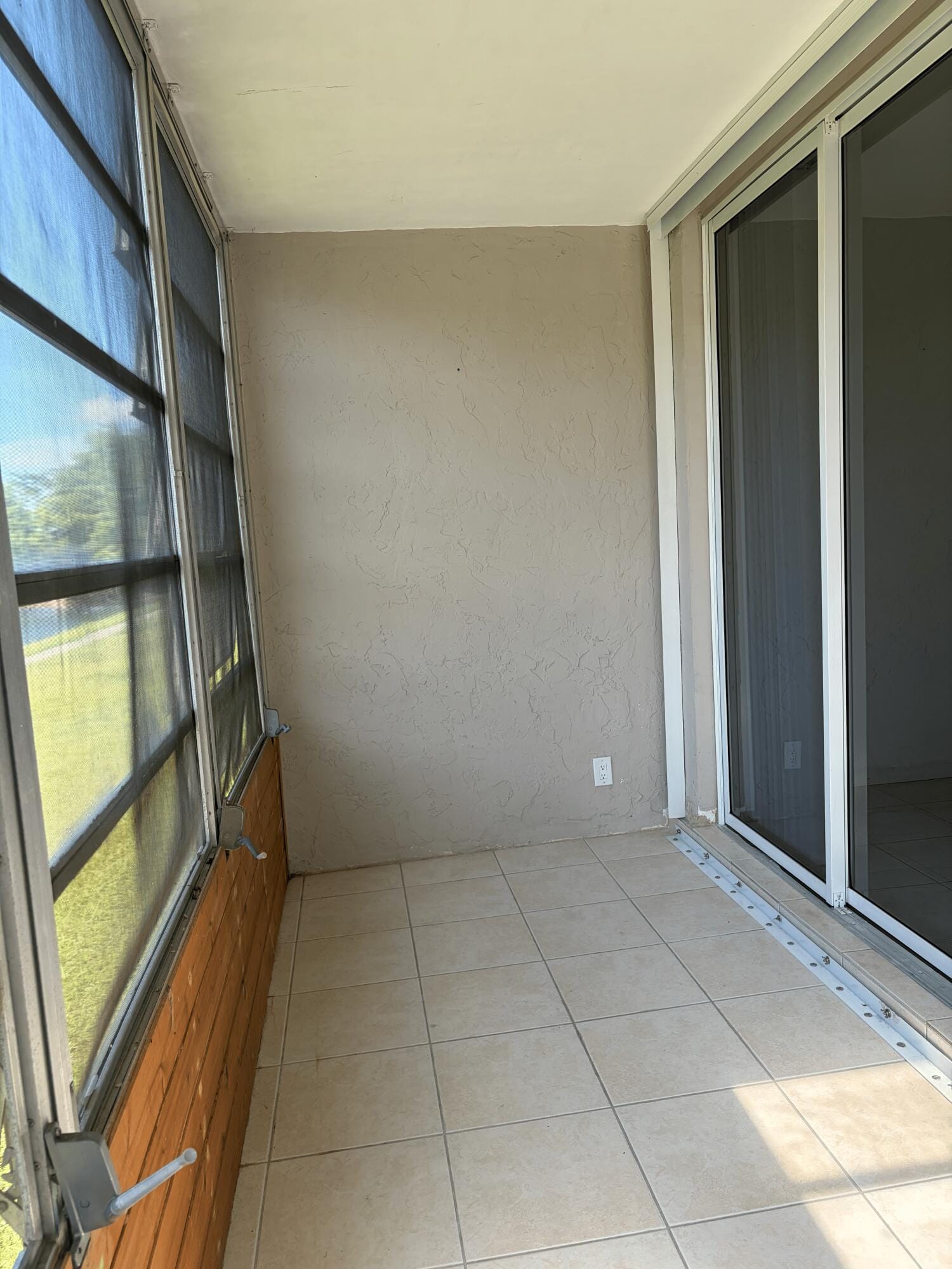 8311 Sands Point Boulevard 106, Tamarac, FL 33321 photo 20