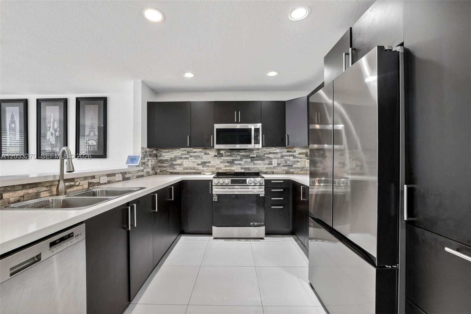 448 NW 15th Way, Fort Lauderdale, FL 33311 photo 6