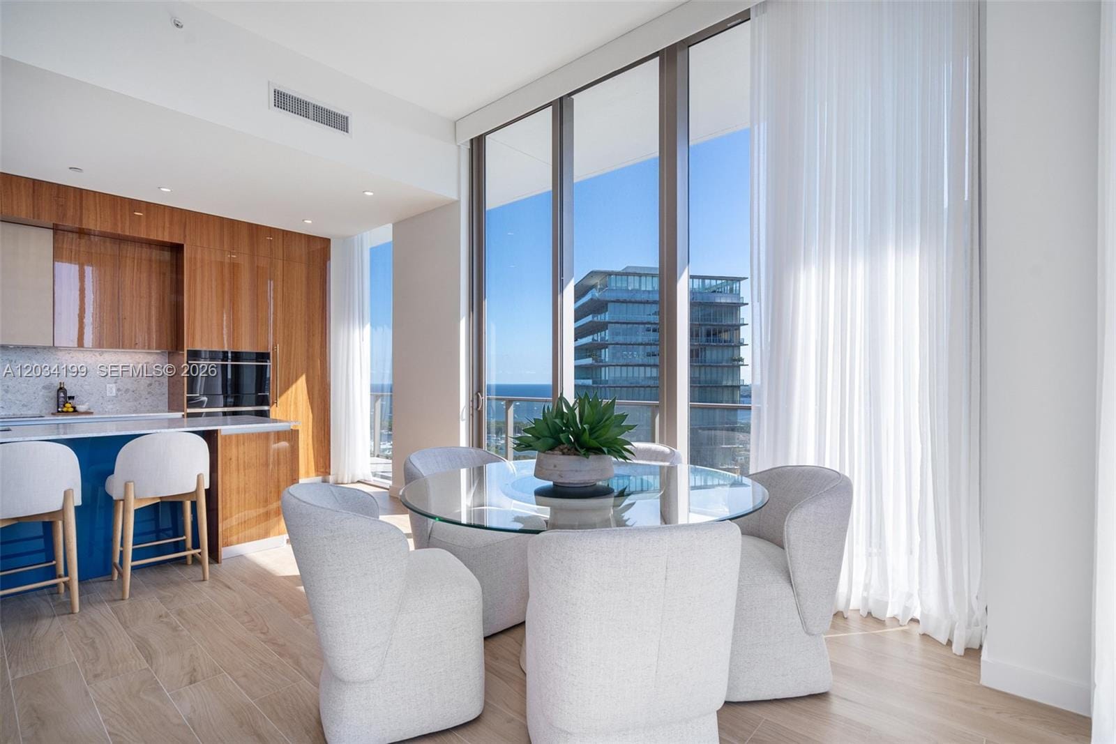 2655 S Bayshore Drive 1911 — photo 12