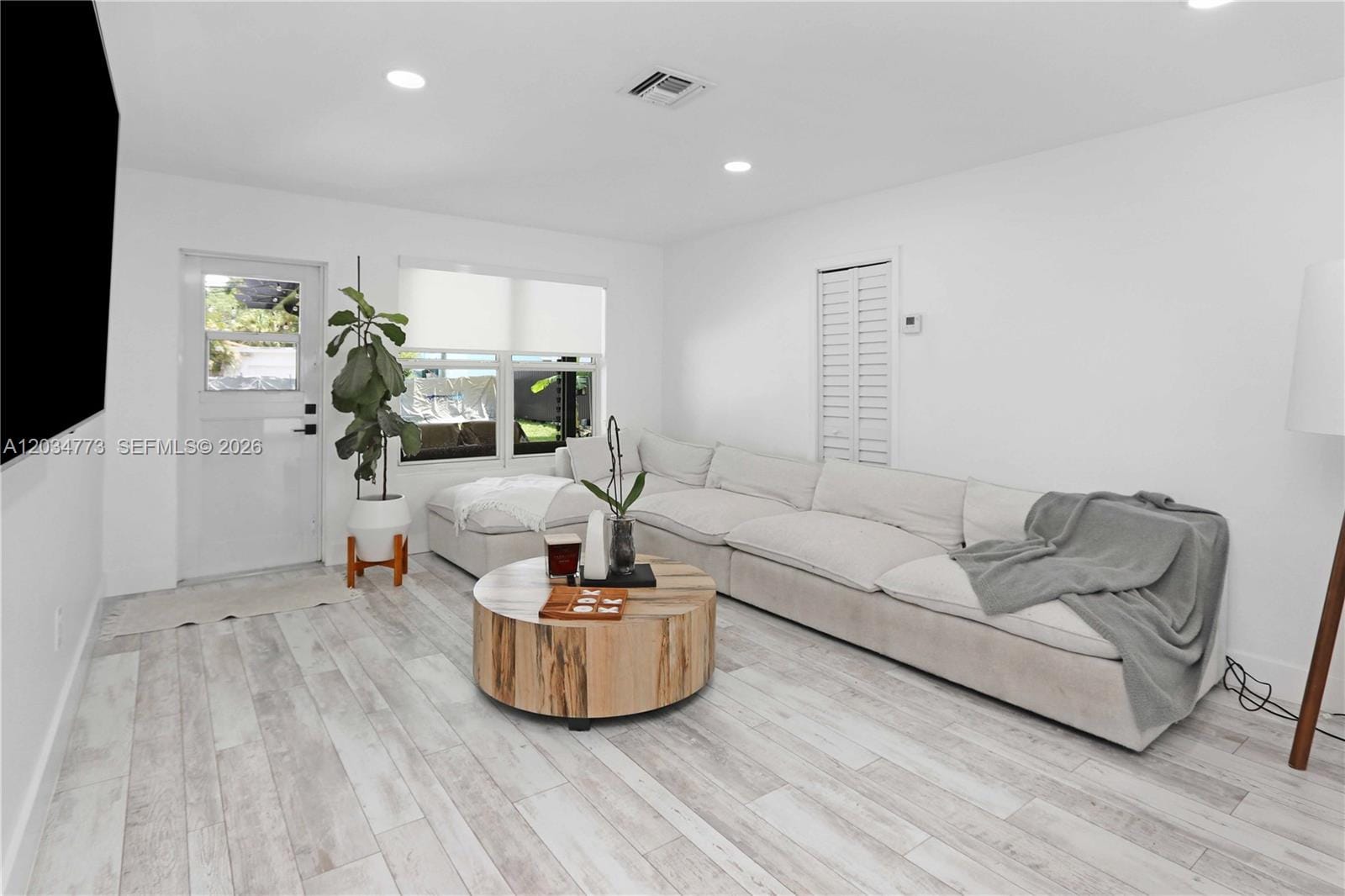 1611 Madison Street — photo 9