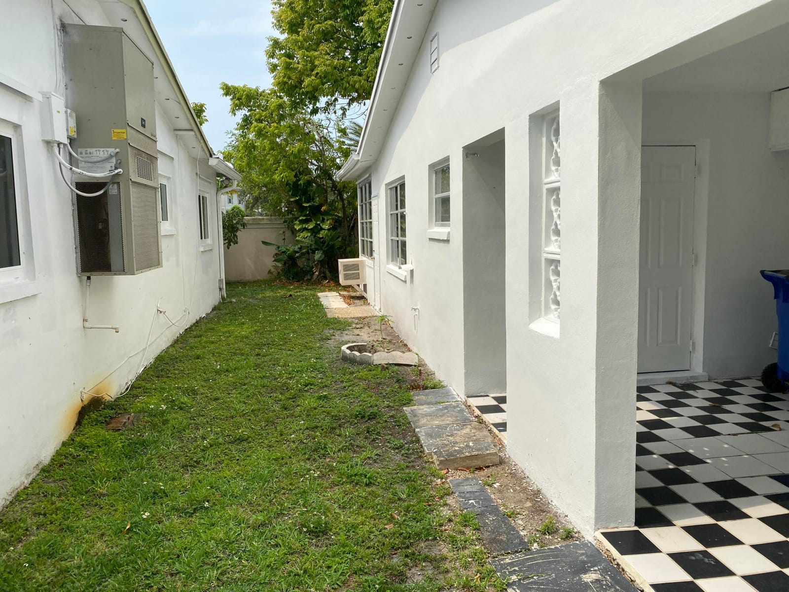 5139 NW 43rd Court, Lauderdale Lakes, FL 33319 photo 3