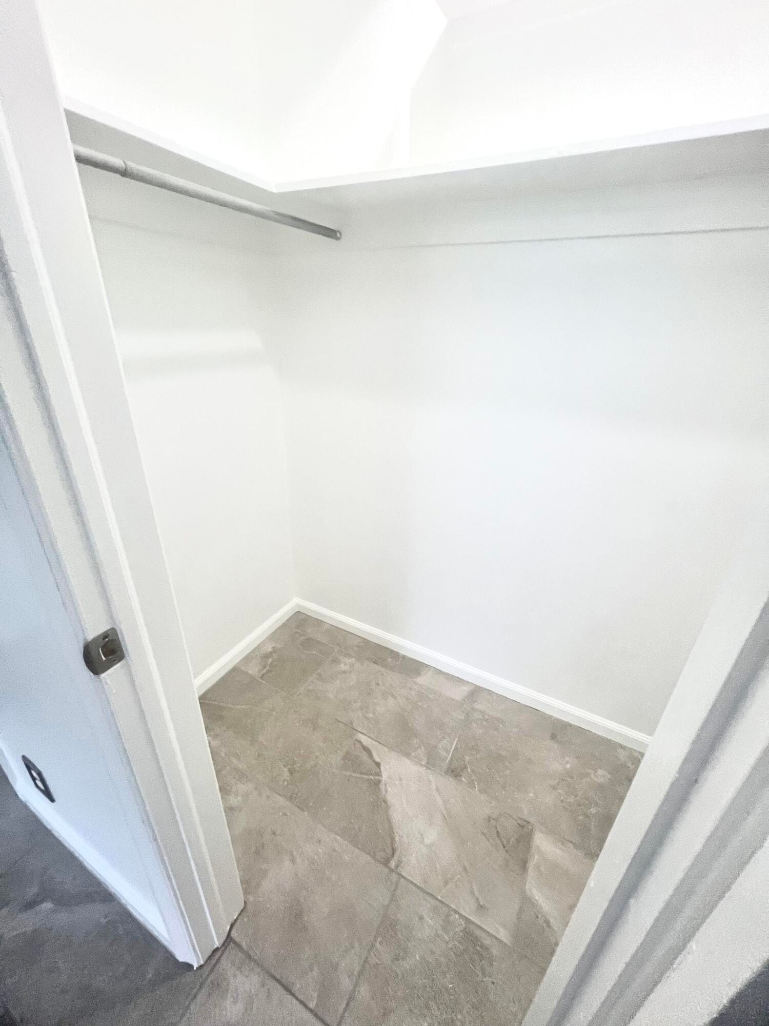 2201 NE 66th Street 1306 — photo 12