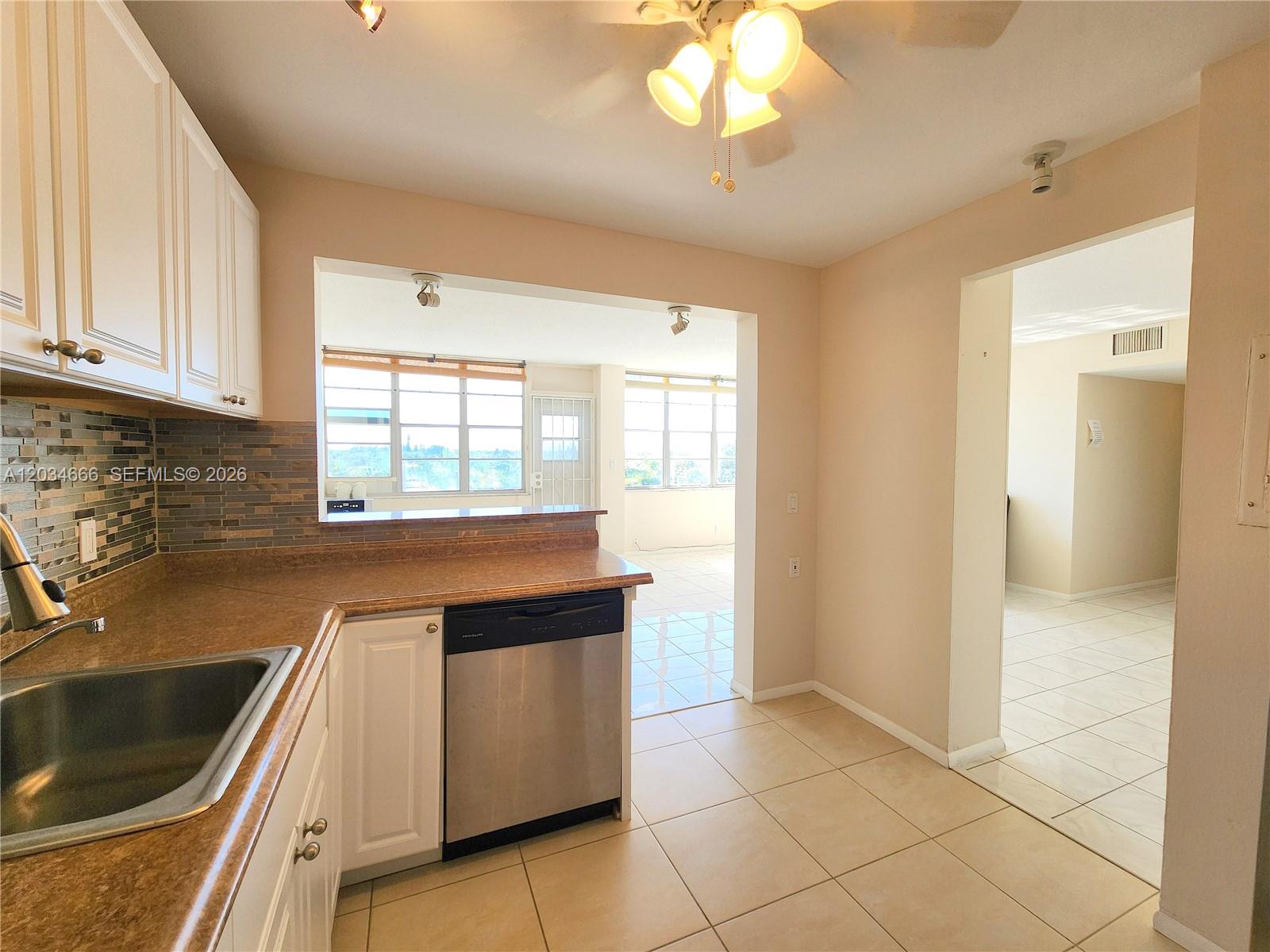 2025 NE 164th Street 503, North Miami Beach, FL 33162, North Miami Beach