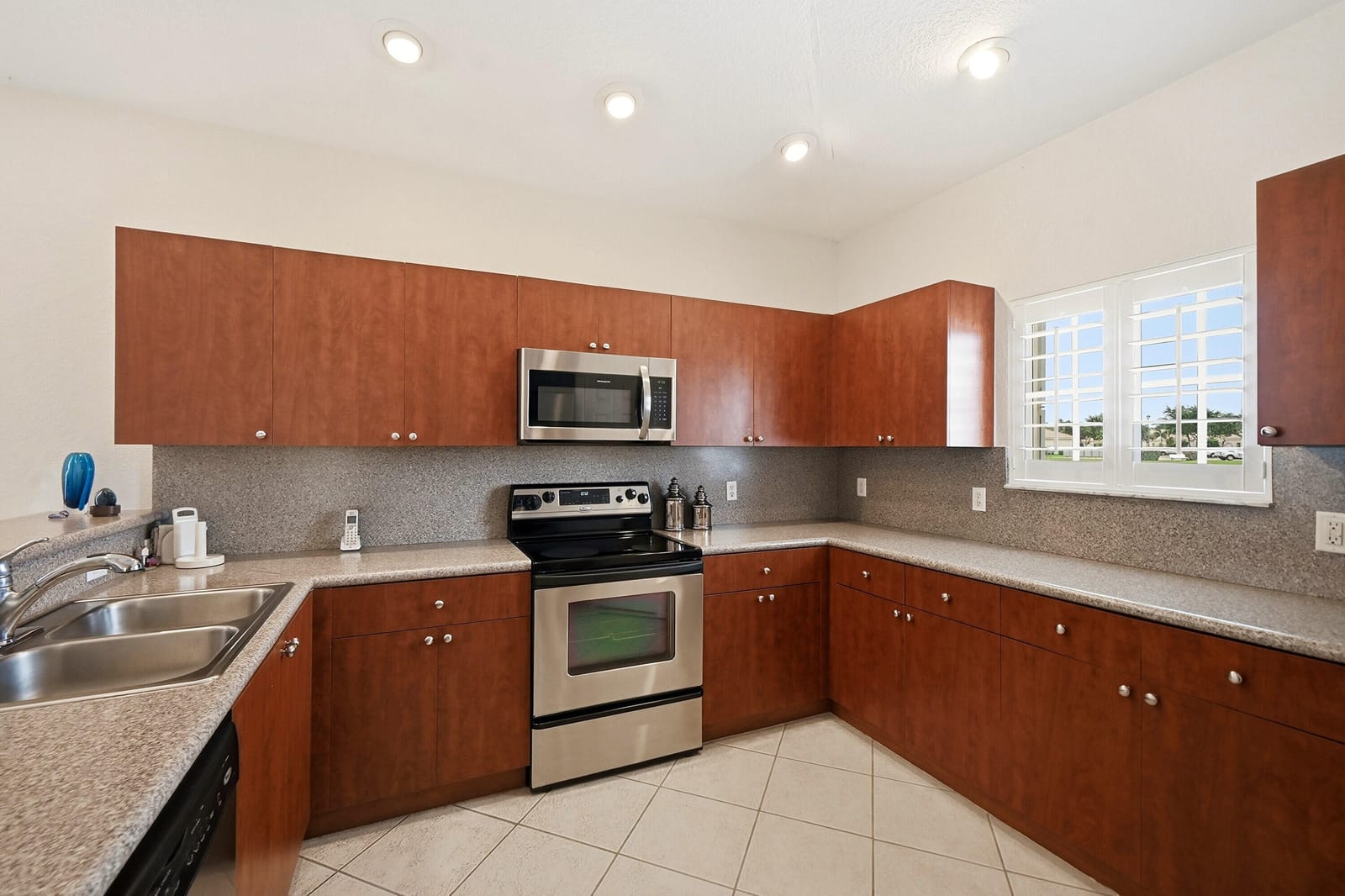 2340 Windjammer Way — photo 9