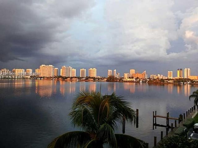 16546 NE 26th Avenue 4C, Reef North, North Miami Beach, FL