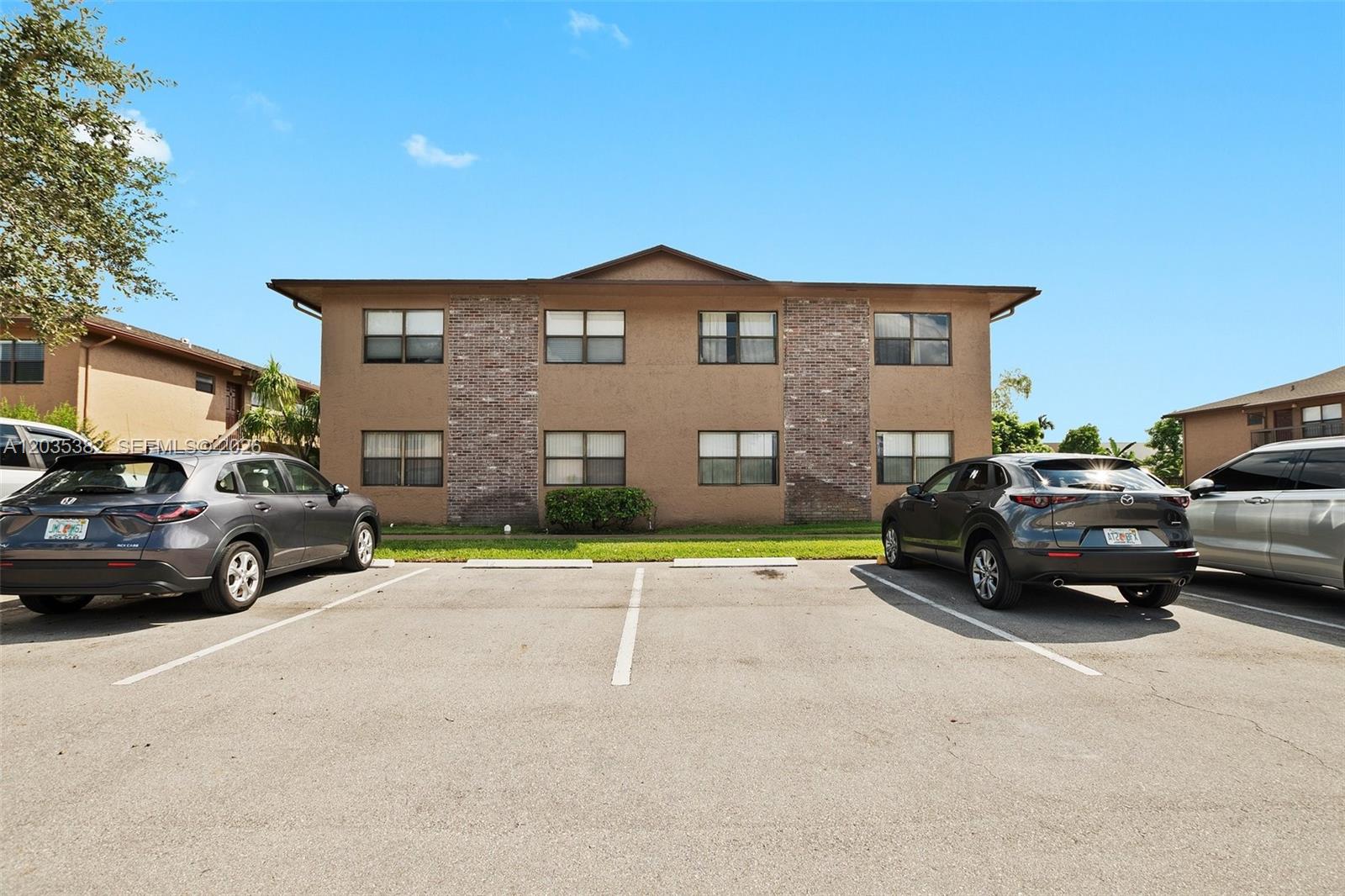 10053 Winding Lake Road 101, Sunrise, FL 33351, Sunrise
