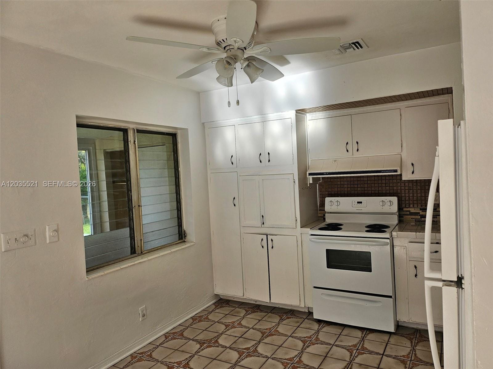 709 NE 4th Court 6 — photo 11