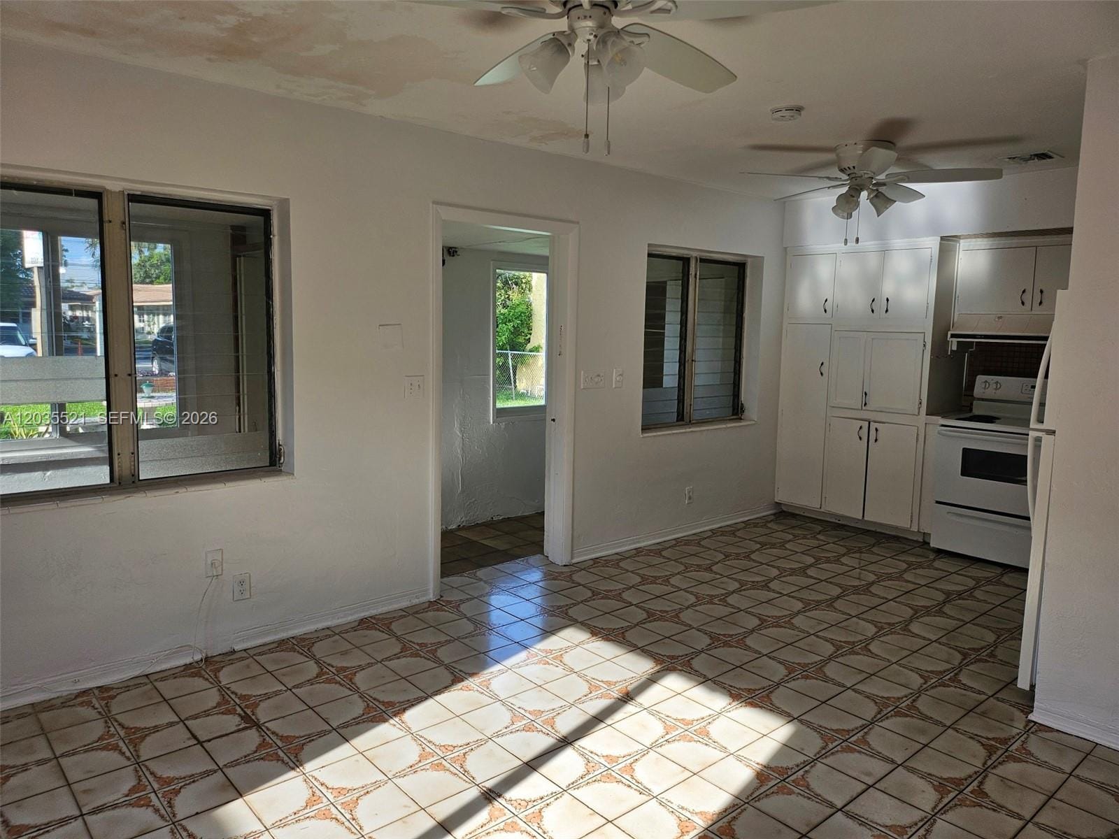 709 NE 4th Court 6, Hallandale Beach, FL 33009 photo 14