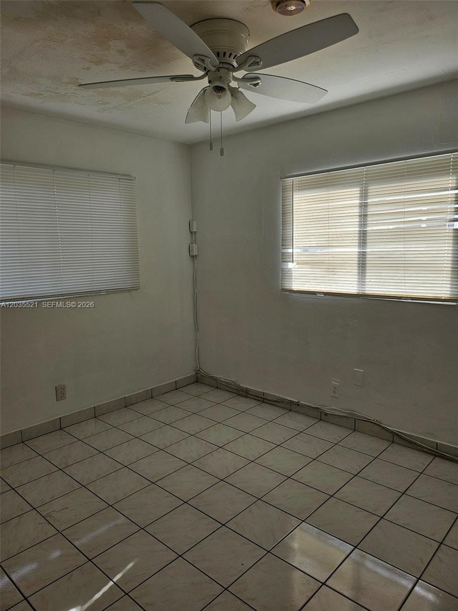 709 NE 4th Court 6, Hallandale Beach, FL 33009 photo 16