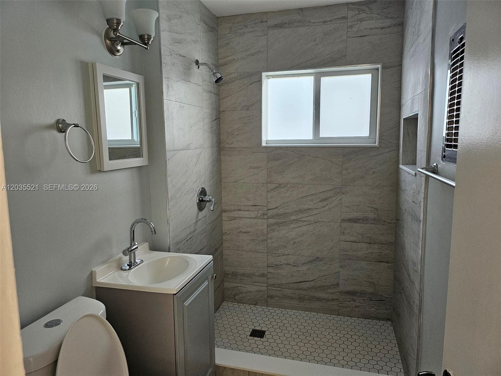 709 NE 4th Court 6, Hallandale Beach, FL 33009 photo 21