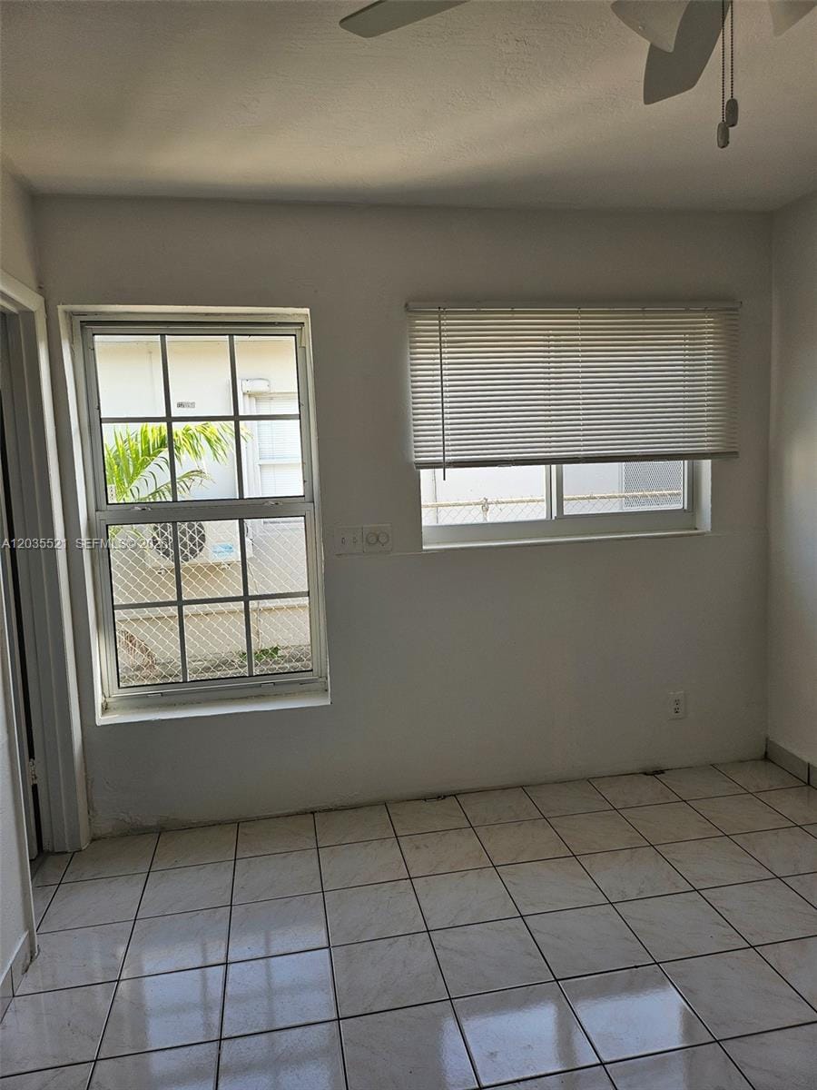709 NE 4th Court 6, Hallandale Beach, FL 33009 photo 27