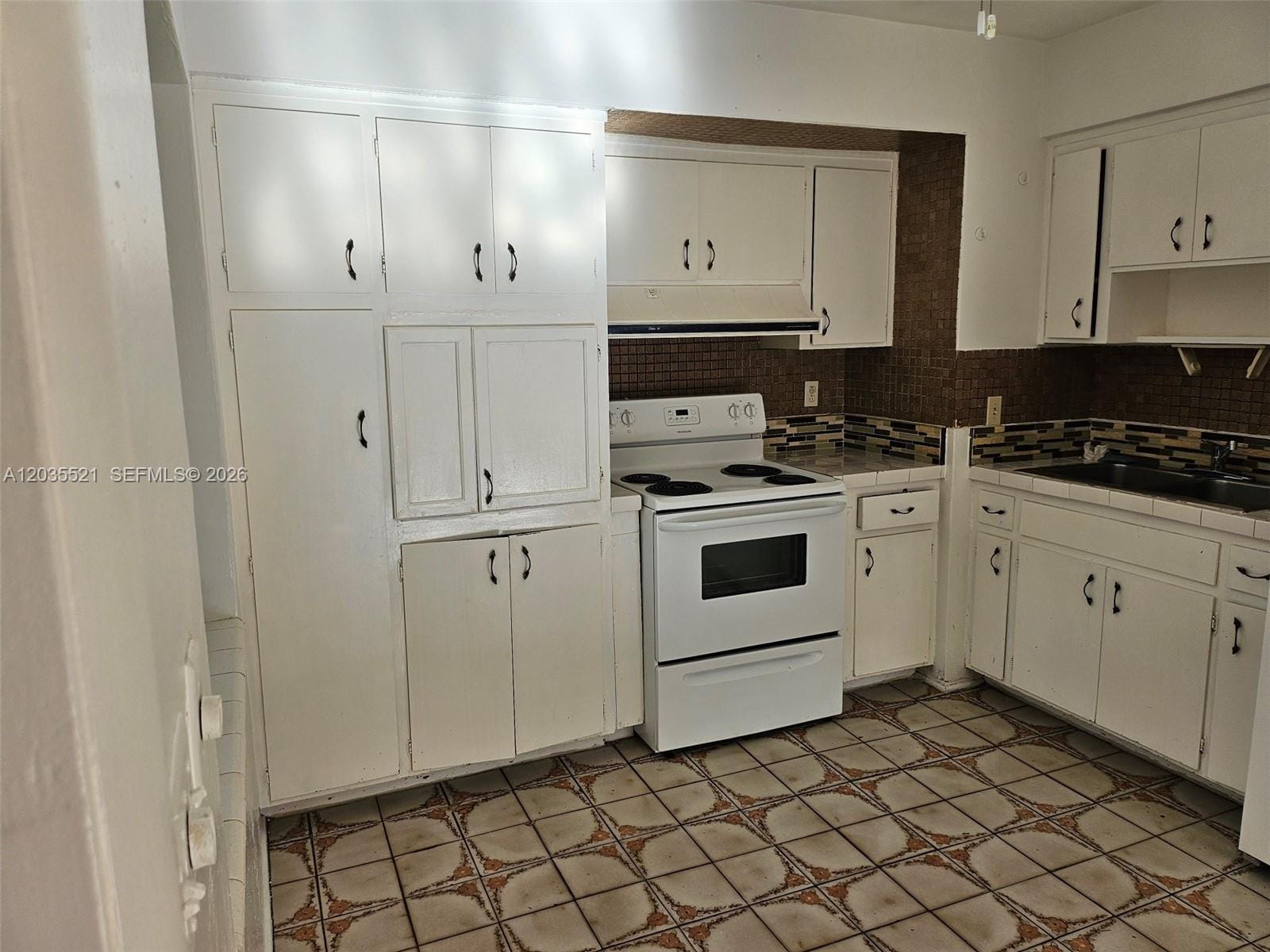 709 NE 4th Court 6 — photo 10