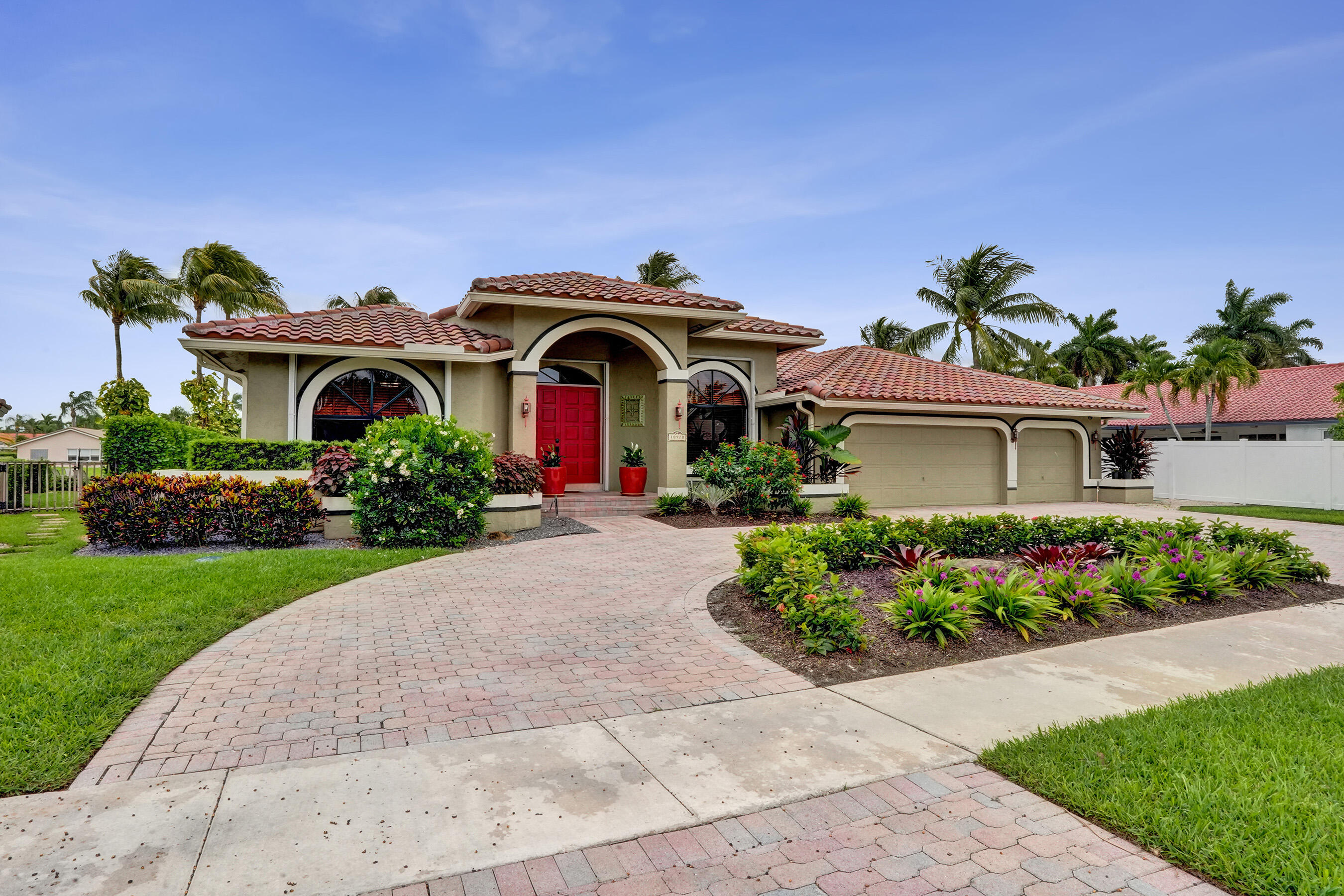 10970 NW 6th Court, Plantation, FL 33324