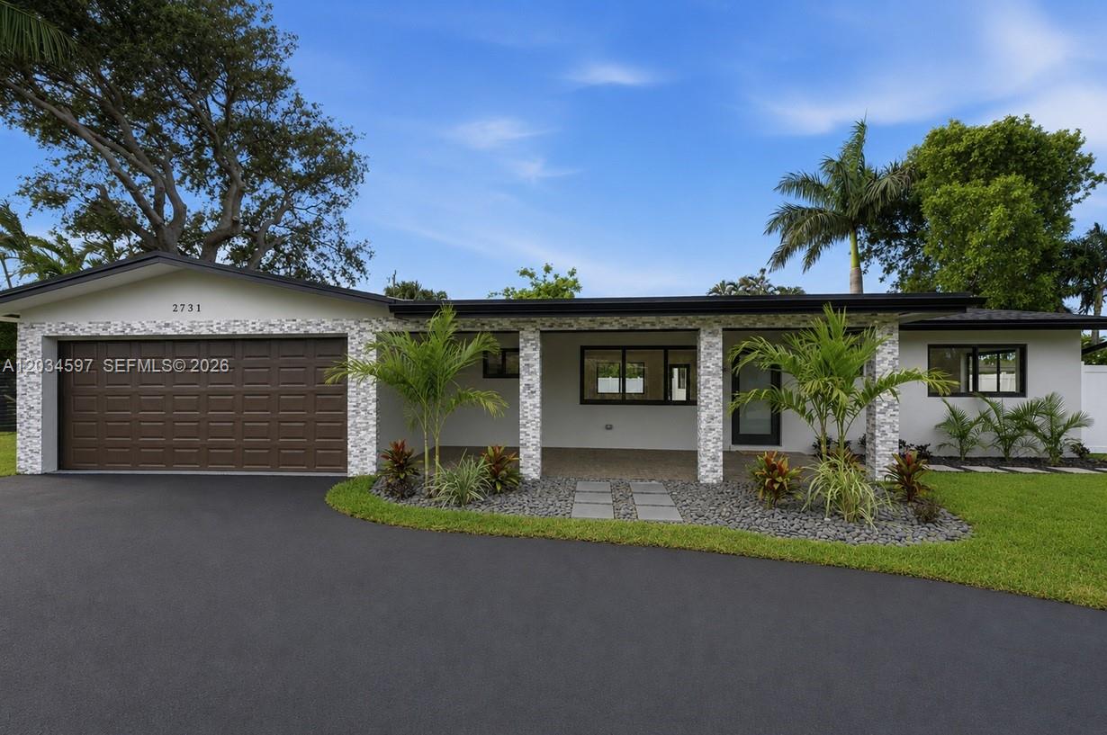 2731 NE 52nd Street, Lighthouse Point, FL 33064