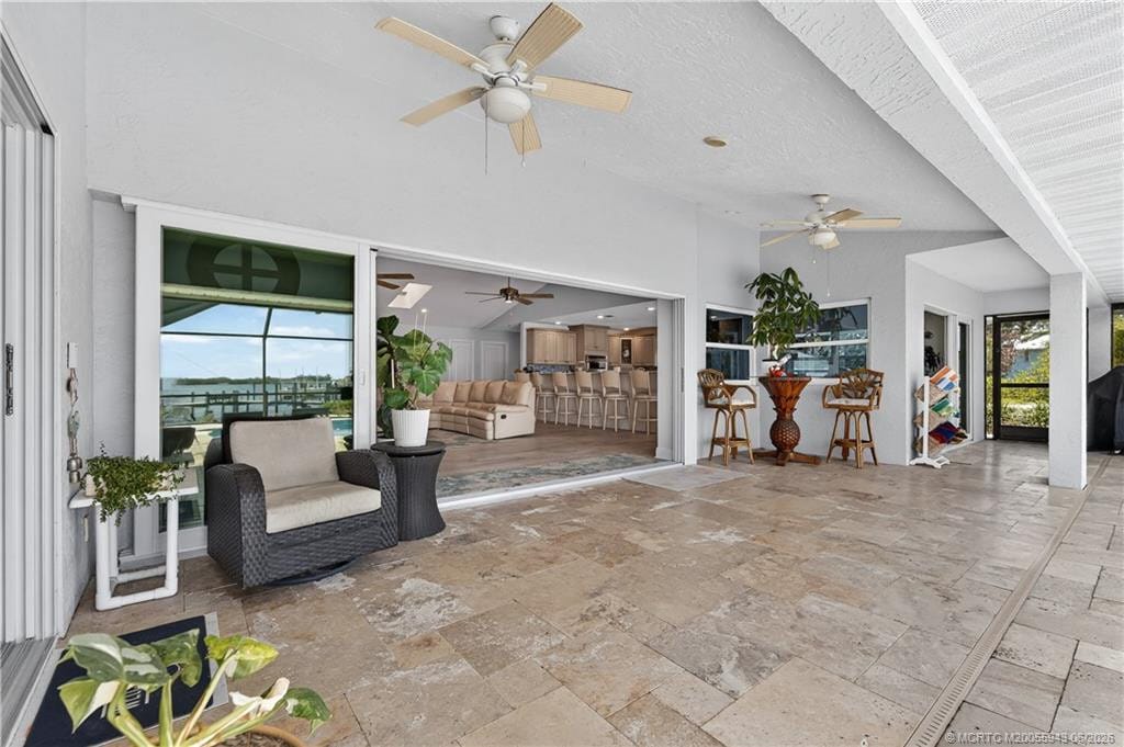 1007 SE Kitching Cove Lane, Port St. Lucie, FL 34952 photo 16