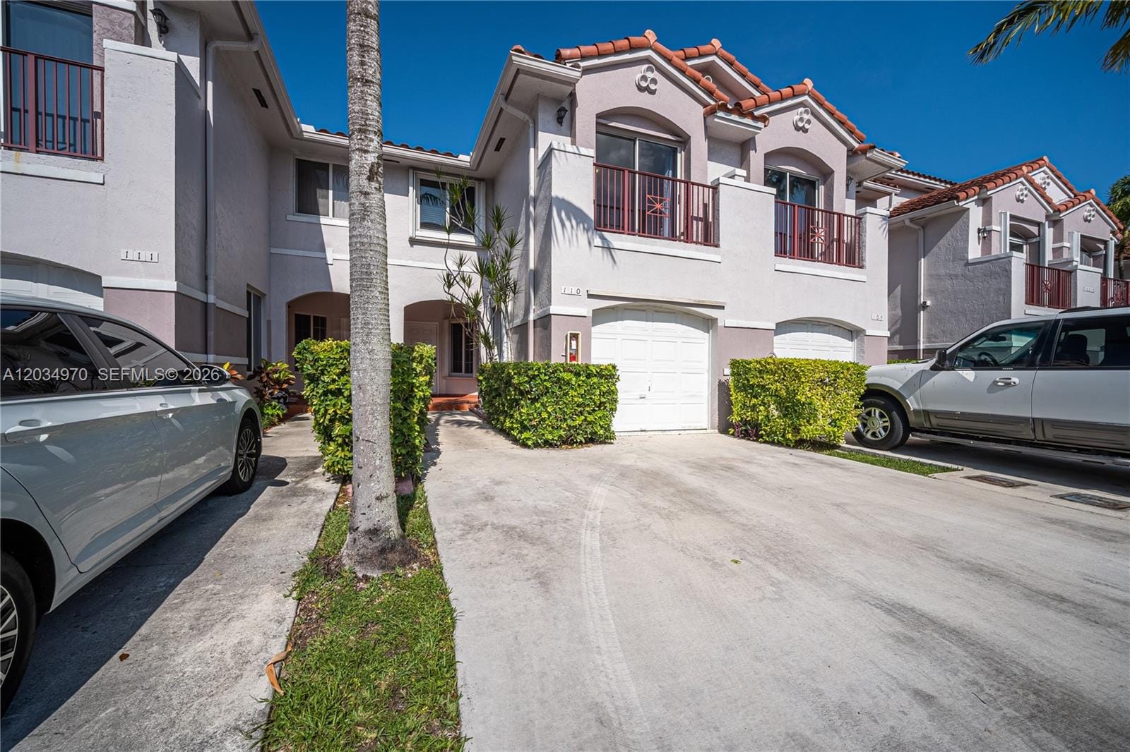 10210 SW 154th Place 110-8 — photo 3