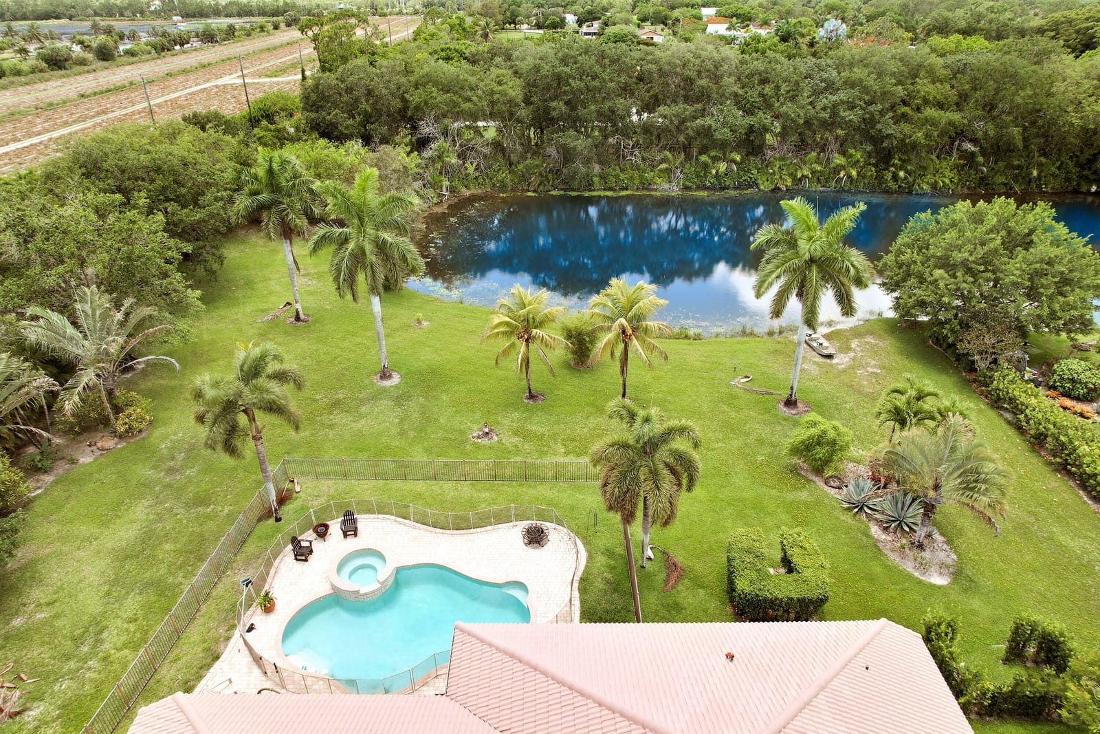 5835 Lago Del Sol Drive, Lake Worth, FL 33449 photo 4