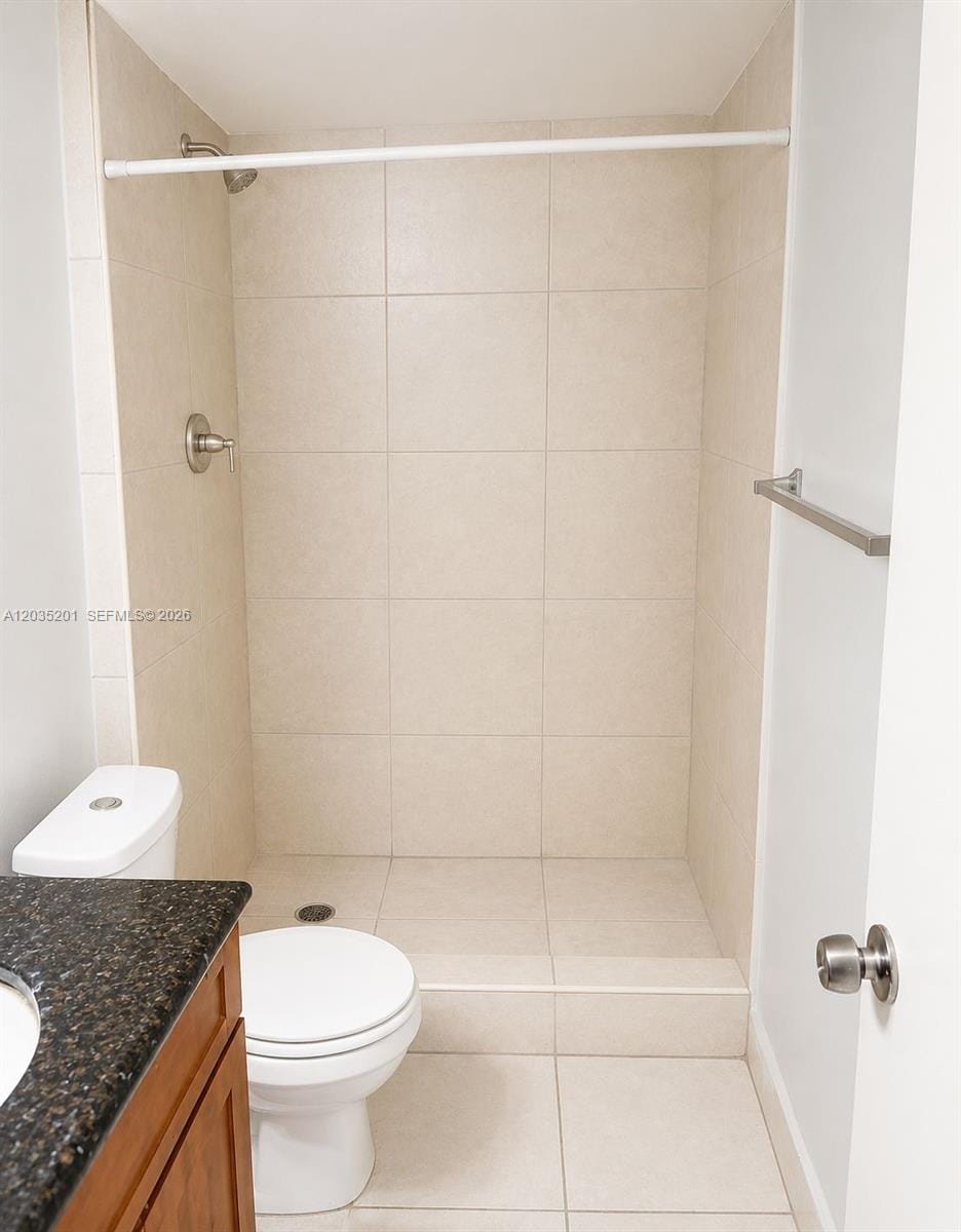 484 NW 165th St Road A-109 — photo 5