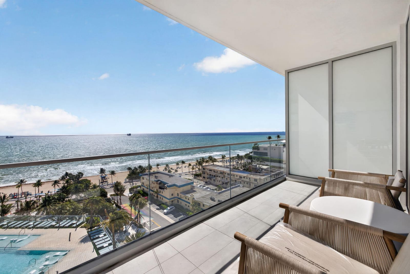 153 N Seabreeze Boulevard 901-s — photo 9
