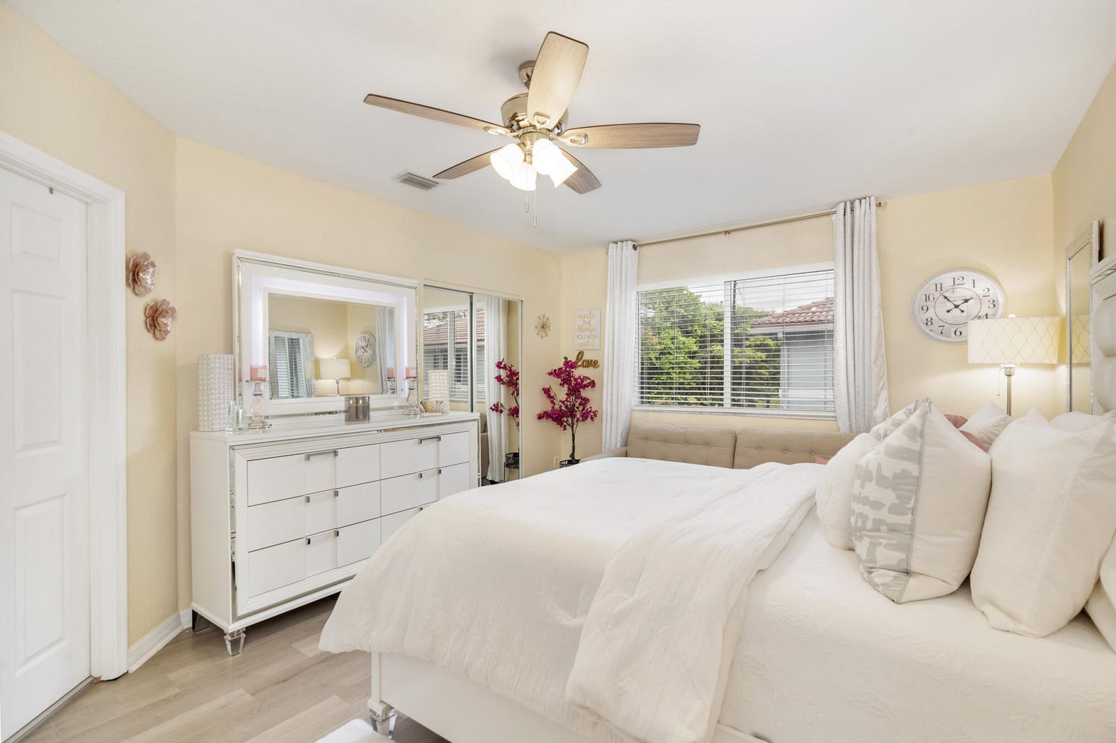 3725 Oleander Terrace, Riviera Beach, FL 33404 photo 9