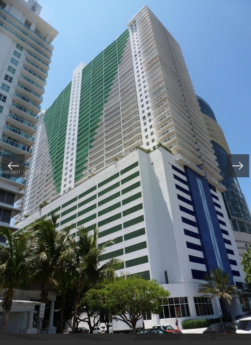 1200 Brickell Bay Drive 3318 — photo 4