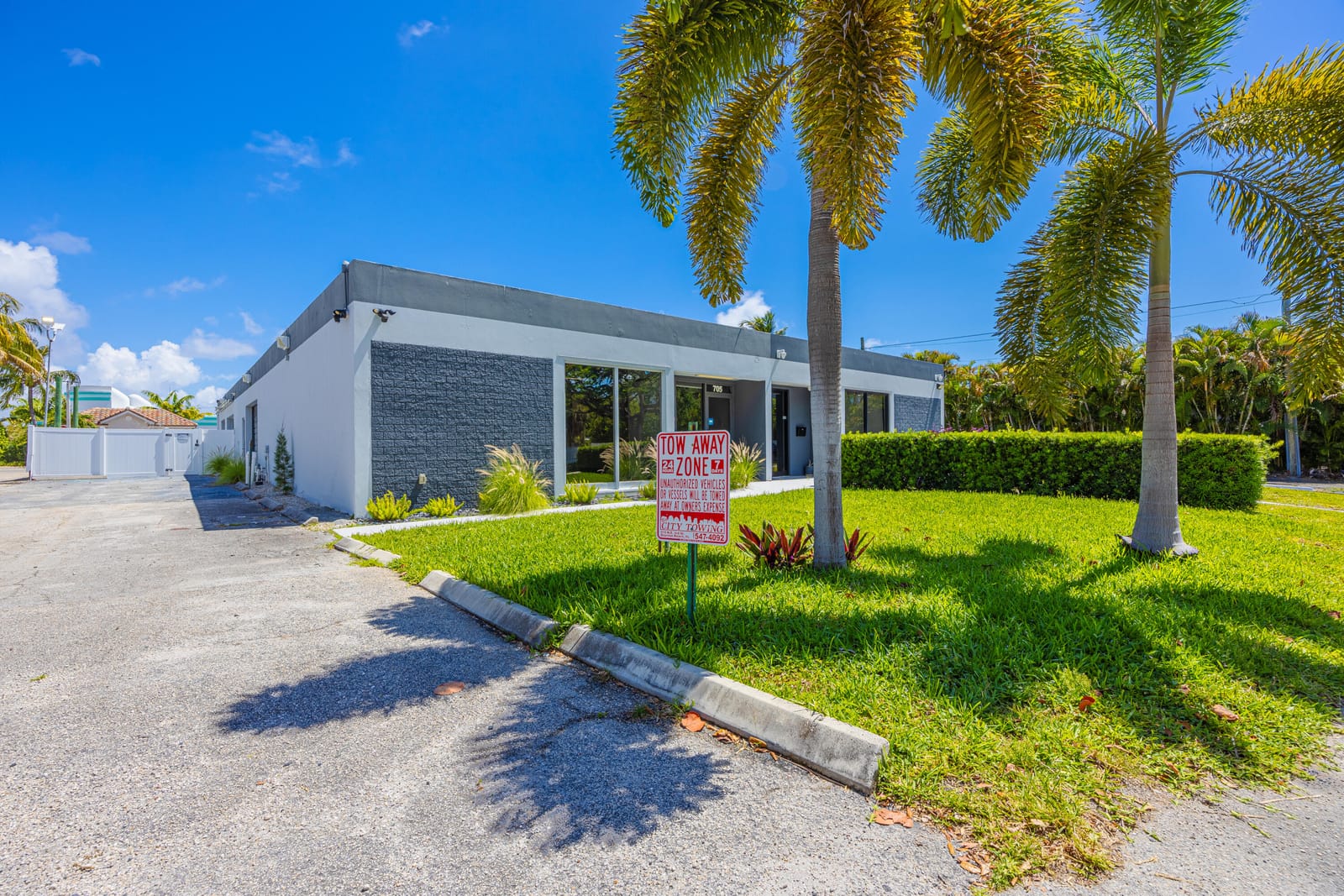 705 Bond Way, Delray Beach, FL photo 3